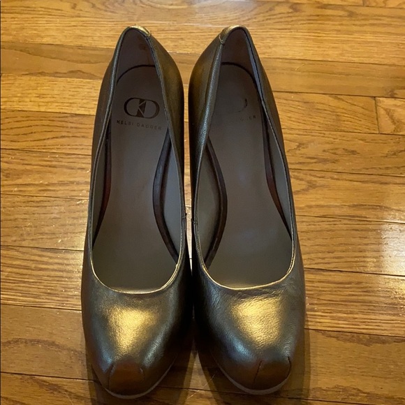 Linzy Leather Heels - Picture 4 of 5